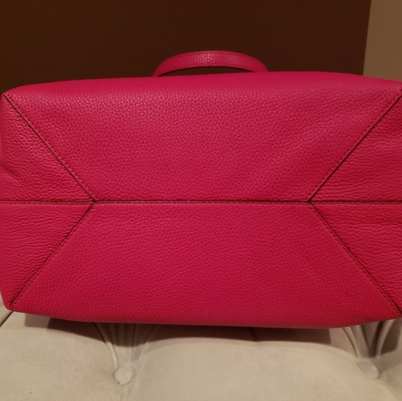 Michael Kors bag - Picture 3 of 3